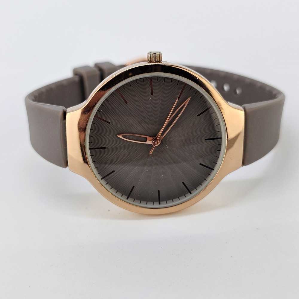 Women's Minimalist Analog Watch 37MM Brown Dial Brown Plastic Bands NEW Battery
